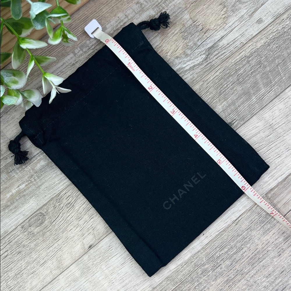 CHANEL Blank Card and Drawstring Pouch Gift Set - Picture 10 of 11